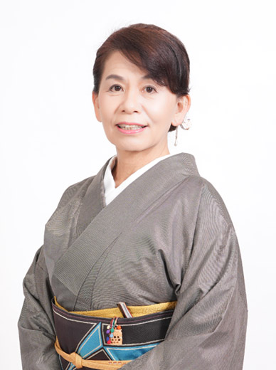 日本和装山﨑講師